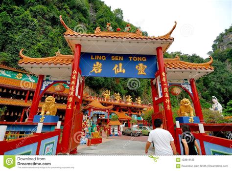 A group project made by natus production. Ling Sen Tong Temple editorial stock image. Image of cave ...