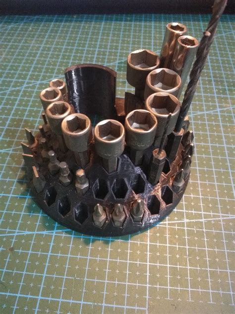 Rina and hold 3d : 3D print model Screwdriver bits holder and deko 1
