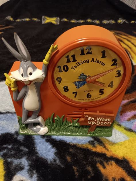 Vintage Orange Janex 1974 Bugs Bunny Wind Up Talking Alarm Clock