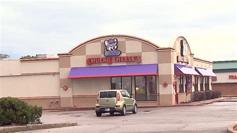 Chuck E Cheese Facing Bankruptcy Possible Closures