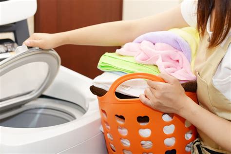 洗濯する時あなたならどうする？チャックやボタンの付いた衣類の正しい洗濯方法 カジタク（イオングループ）