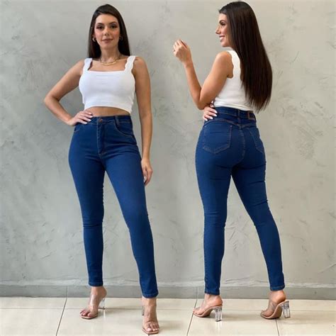 Olha só o caimento desse jeans PERFEITO Disponível em nosso site