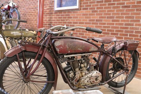 It rivaled the chief as indian's most important model. OldMotoDude: 1920 Indian Scout on display at the St ...