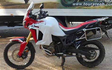 The headlining feature, of course, is the larger engine, but honda took a holistic approach to improving the entire bike, too. Safari tanks developing a new Africa Twin tank | Adventure ...