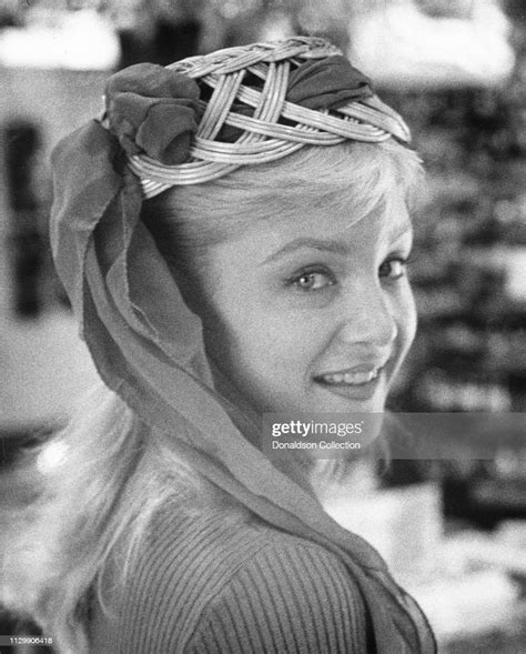 Actress Susan Oliver Portrait Session With Baskets In 1957 News Photo