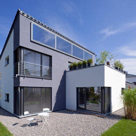 Ein haus mit pultdach zu bauen bringt viele vorteile mit sich. Modernes Pultdach-Haus mit Büroanbau von Kitzlinger | Haus ...