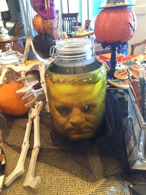 Head In A Jar Prank Head In A Jar Jar Diy Halloween Scary