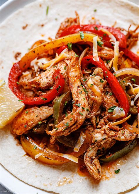 Easy Chicken Fajitas Recipe Chicken Fajitas Recipe Eatwell101