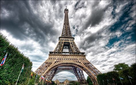 Eiffel Tower Background 63 Images