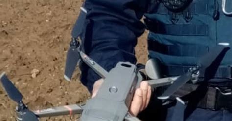Deux Policiers Formés Au Pilotage De Drone