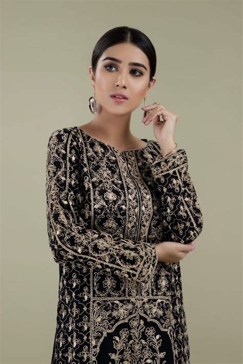 Kayseria Best Winter Dresses Collection 2021 2022 For Women And Girls