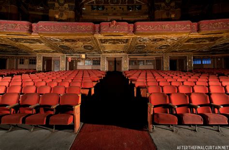 Before And After Photos Inside Brooklyns Kings Theatre An Opulent