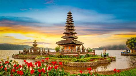 20 Famous Places To Visit In Asia Best Sightseeing And Things To Do
