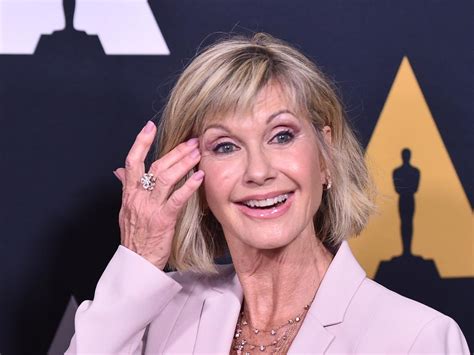 Olivia Newton John Sets The Record Straight On Cancer Battle The Mercury