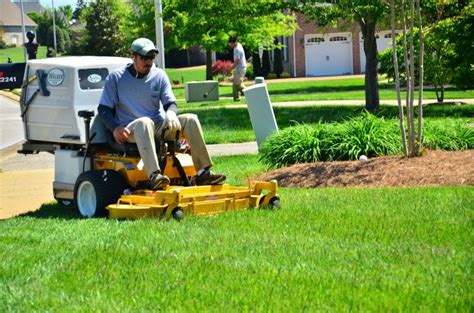 2018 Update How To Hire The Best Employees For Your Lawn Care Company