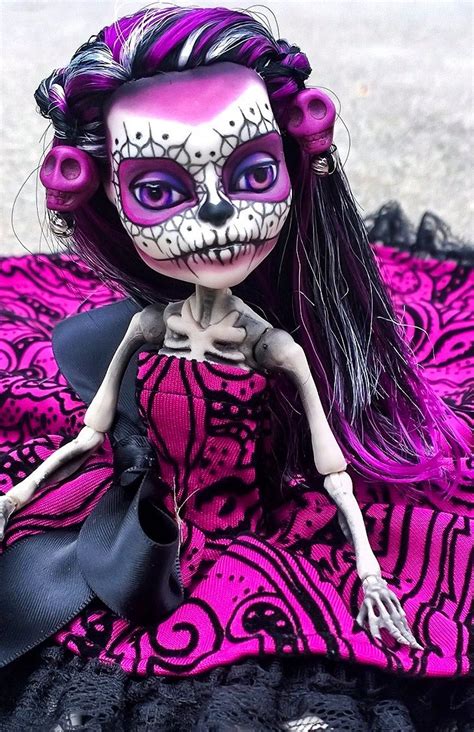 Pin On Monster High Dolls