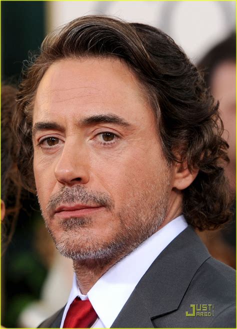 Robert Downey Jr Golden Globes 2011 Red Carpet Photo 2511970 2011