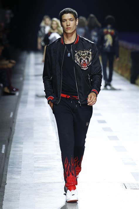 See The Complete Philipp Plein Spring 2018 Menswear Collection Gents Fashion Sport Fashion