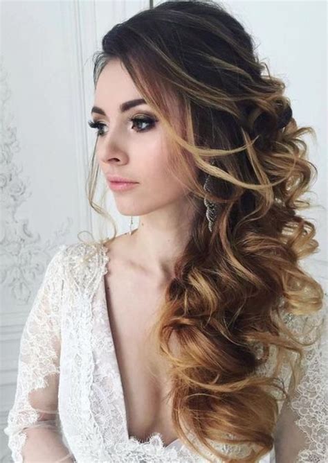 42 Sumptuous Side Hairstyles For Prom You Will Love Page