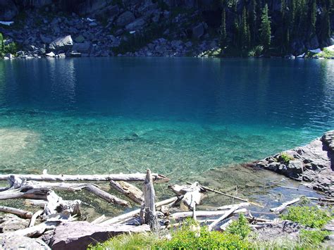 Turquoise Lake Mission Mountains Beautiful Places A Far Off Place