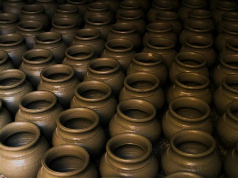 Pile Of Clay Jars · Free Stock Photo