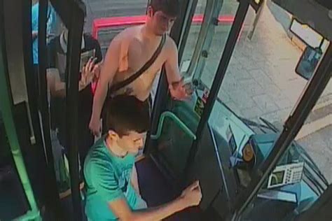 bare chested thug punches woman and teenage girl during racist attack on london bus london