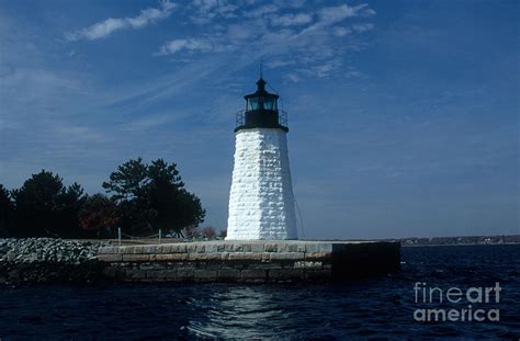 Newport Harbor Lighthouse Photograph By Bruce Roberts Fine Art America