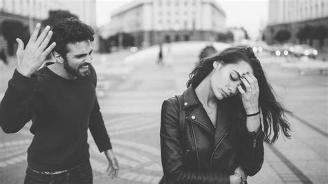 11 Subtle Signs You Might Be In An Emotionally Abusive Relationship Huffpost Life