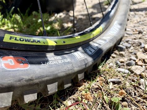 The recommended tire pressures above were mad with an average rider weight of 160 lbs in weight. Why Do We Love Such Low Mountain Bike Tire Pressure ...