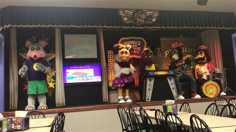 Chuck E Cheese 1 Stage