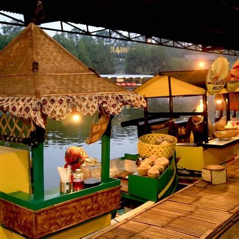 Harga Makanan Di Floating Market Lembang Homecare24