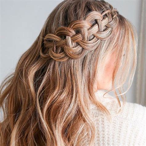 40 trenzas con cabello suelto perfectas para todos los días All