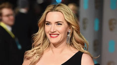 I M Lying On A White Sheet Naked On The Stage Kate Winslet Was Sure