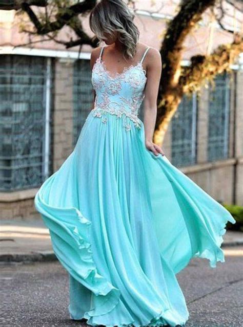 Elegant Blue Spaghetti Strap V Neck Lace Appliques Chiffon High School