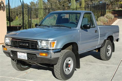 1991 Toyota Pickup 4x4 5 Speed For Sale On Bat Auctions Sold For