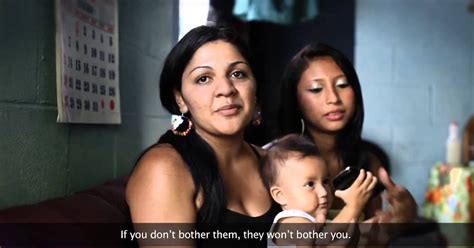 Una Mirada a Centroamérica Las mujeres maras y su tóxico ciclo de vida