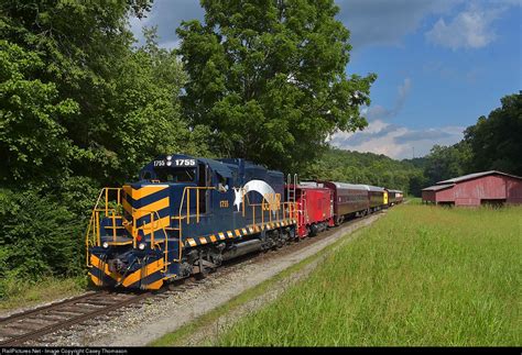 1755 Great Smoky Mountains Railroad Emd Gp9 At Ela North Carolina By