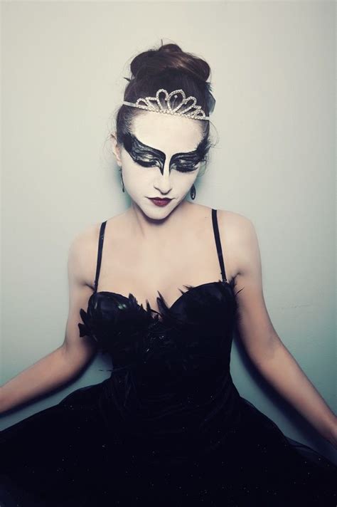 Résultat de recherche d images pour black swan Black swan costume