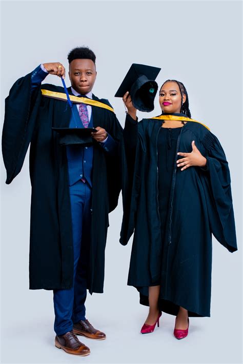 3 Reasons Why A Graduation Photoshoot Is The Best Graduation Present