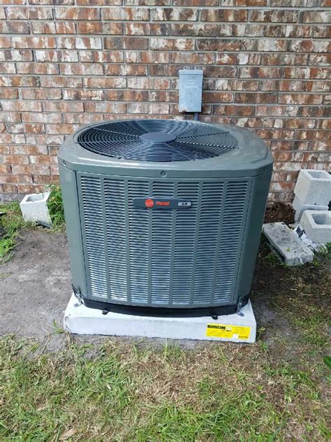 When deciding which type of air conditioner is the best for your house/flat/room, keep in mind the energy consumption. Trane 5.0 Ton 16 SEER Heat Pump Split System 4TWR6060H1000 ...