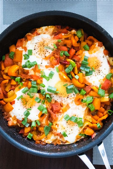 The cookbook by yotam ottolenghi and ramael scully (photograph: Shakshuka (Shakshouka) by Yotam Ottolenghi Plenty Cookbook ...