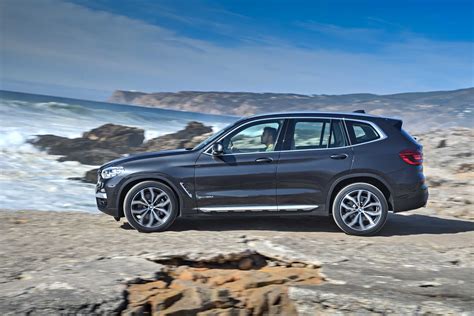 56.00 lakhs on 18 july 2021. The new BMW X3 xDrive30d, Sophisto Grey Brilliant Effect ...