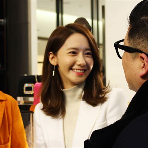 Snsd Yoona At Roger Vivier S Pop Up Store Event Wonderful Generation