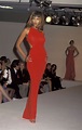 Tyra Banks (1992) Couture Fashion, Runway Fashion, Fashion Models ...