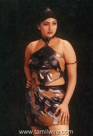 Tamil Hot Hits Actress Gayathri Raghuram Hot Hits Photos Biography