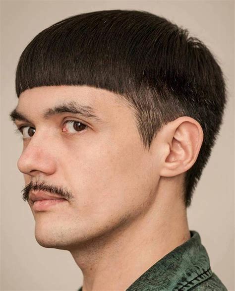 32 Stylish Modern Bowl Cut Hairstyles For Men Mens Hairstyle Tips