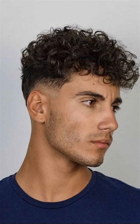 Prendre soin des cheveux bouclés quand on est un homme - Young Gent