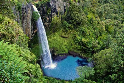 Bridal Veil Falls Nieuw Zeeland