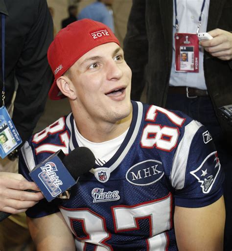Patriots' Rob Gronkowski returns to practice as team preps for Super 