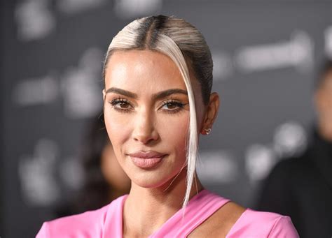 Photos Of Kim Kardashians Unedited Face Stuns People On Instagram
